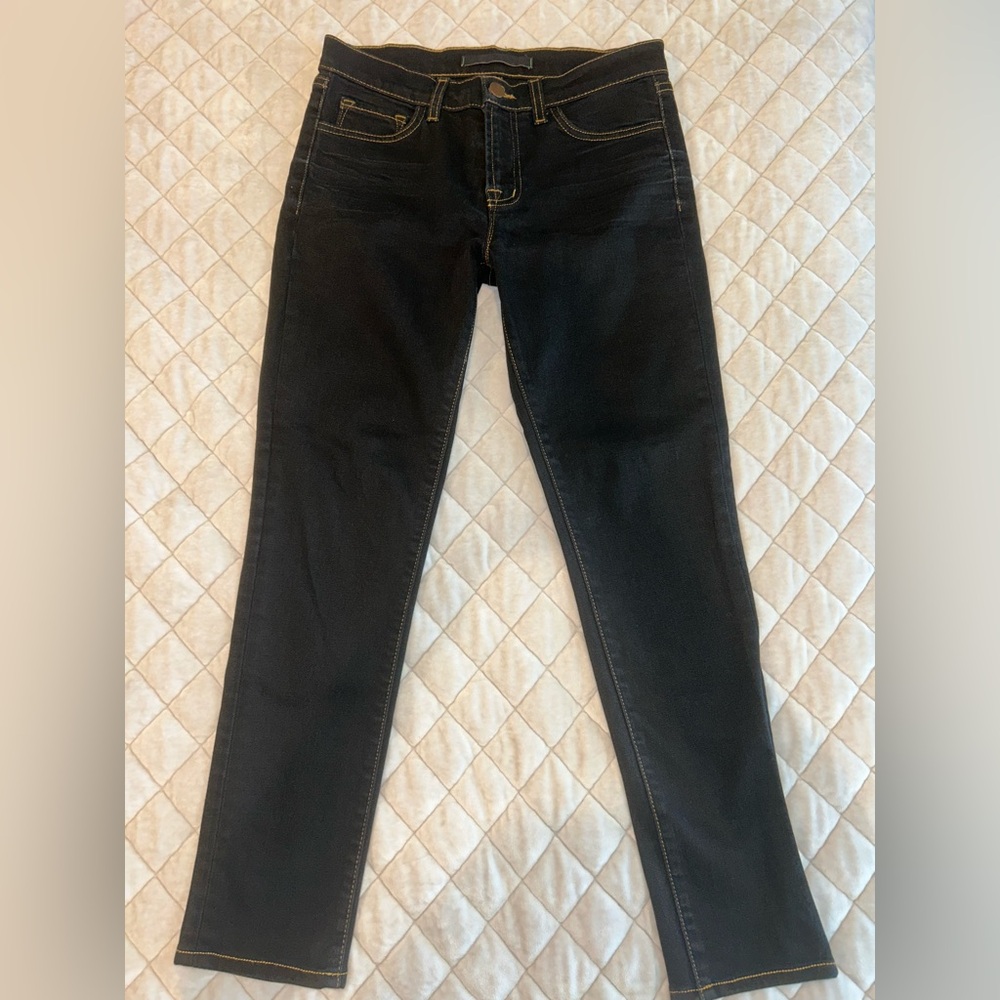 J Brand size 26 Dark Denim Jeans